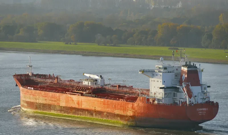 IOANNIS I Tanker IMO 9281580 photo 4