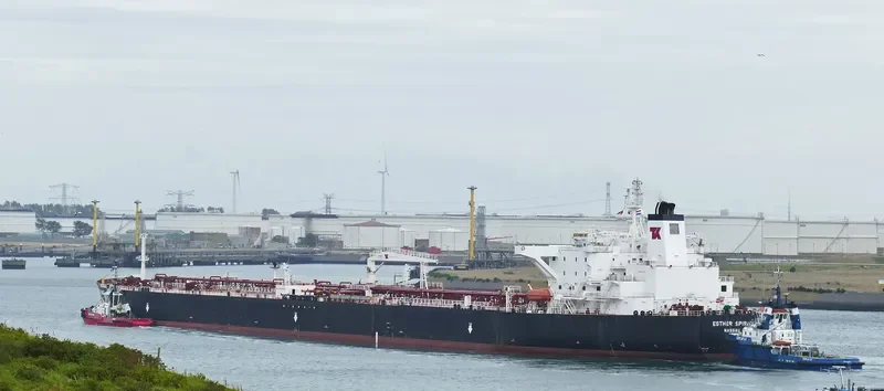 ESTHER SPIRIT Tanker IMO 9282053 photo 2