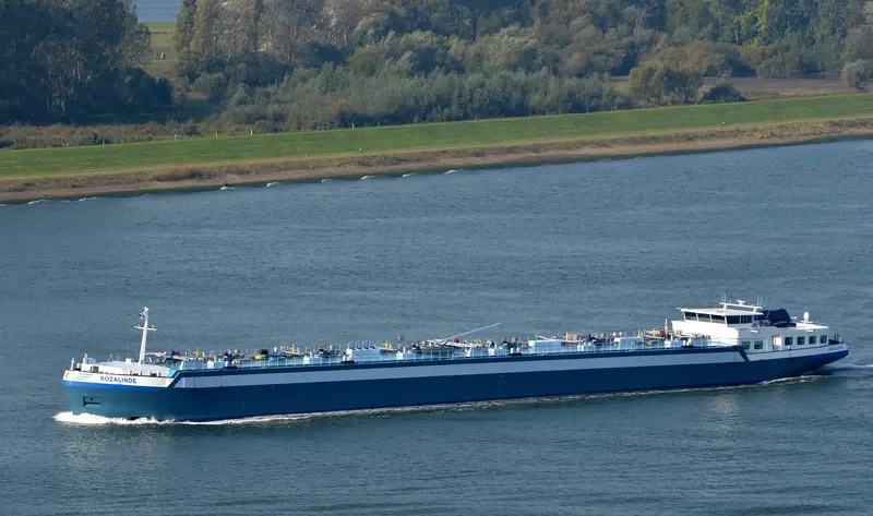 ROZALINDE Tanker IMO 9282182 photo 2