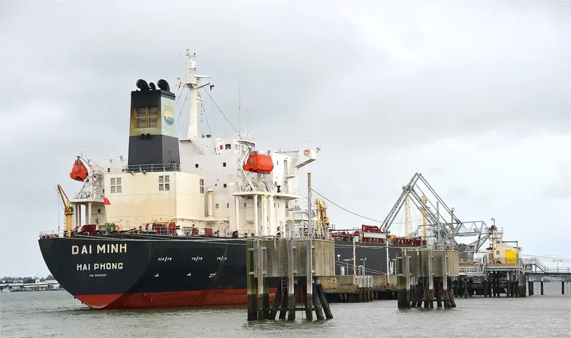 DAI MINH Tanker IMO 9282297 photo 4