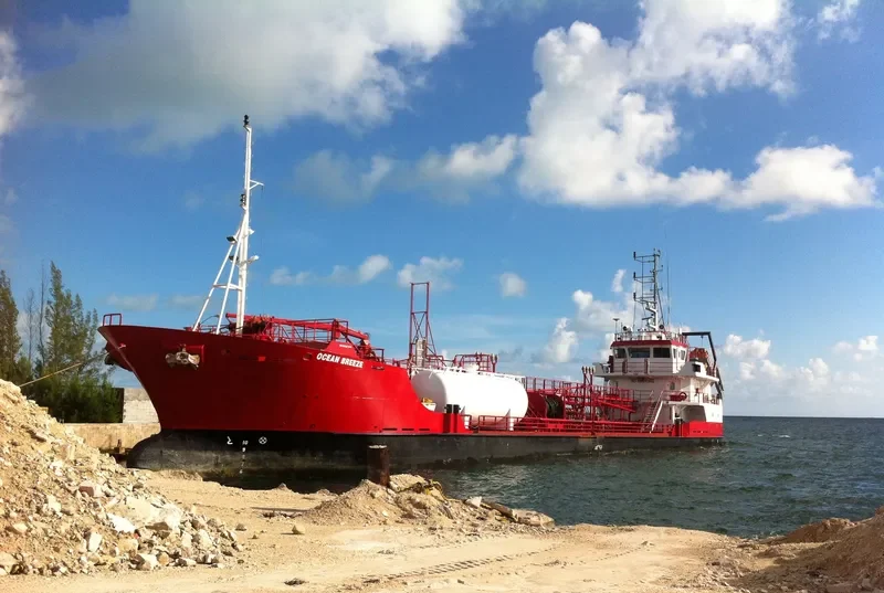 OCEAN BREEZE Tanker IMO 9282429 photo 2