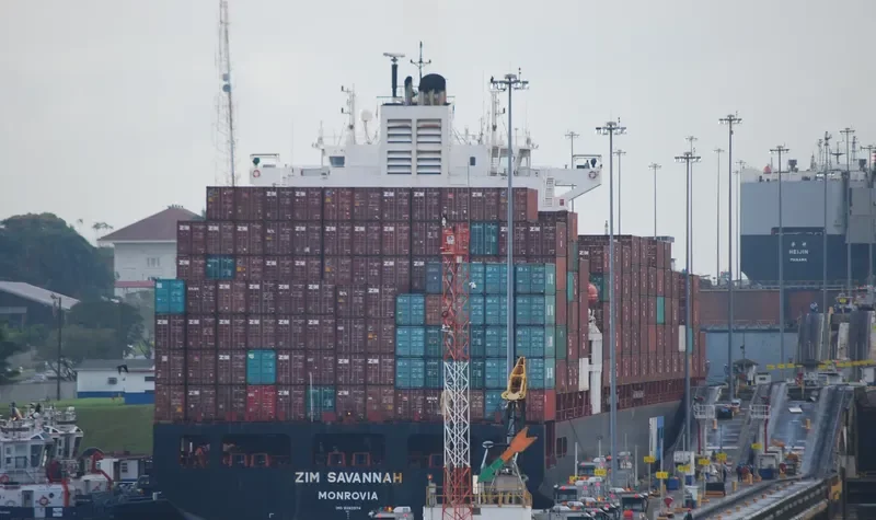 ZIM SAVANNAH Container Ship IMO 9282974 photo 3