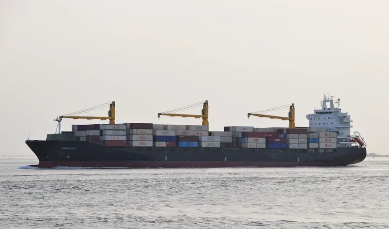 ARTABAZ Container Ship IMO 9283007 photo 6