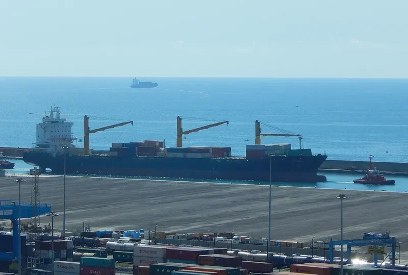 GOLBON Container Ship IMO 9283033 photo 10