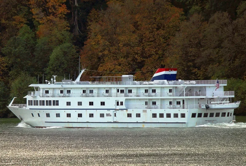 AMERICAN SPIRIT Passenger Ship IMO 9283124 photo 10