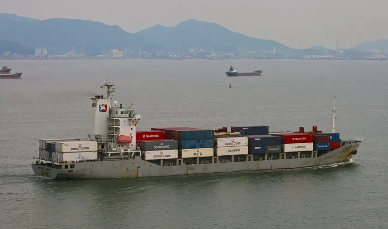 PEGASUS PACER Container Ship IMO 9283150 photo 9