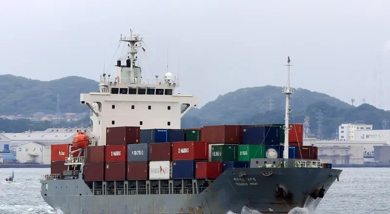 PEGASUS PRIME Container Ship IMO 9283162 photo 3