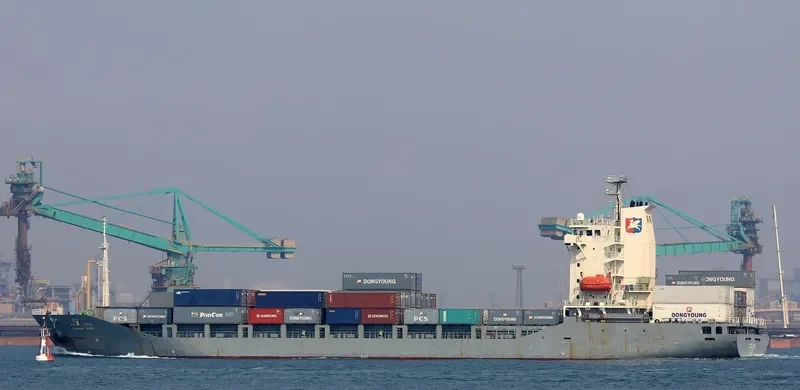 PEGASUS PRIME Container Ship IMO 9283162 photo 8