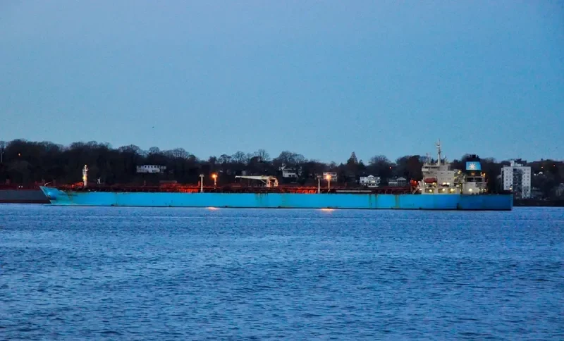MAZA Tanker IMO 9283291 photo 7