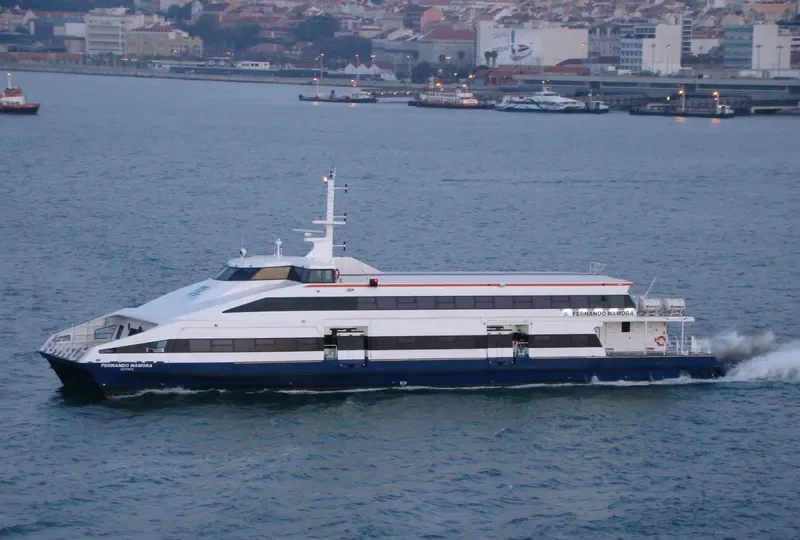 FERNANDO NAMORA Passenger Ship IMO 9283370 photo 4
