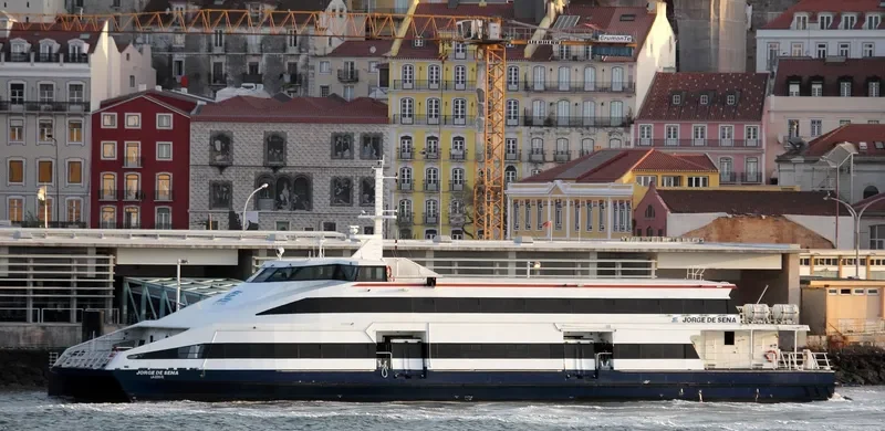 JORGE DE SENA Passenger Ship IMO 9283409 photo 2