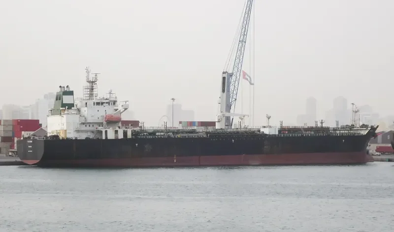 FORTUNE Tanker IMO 9283746 photo 3