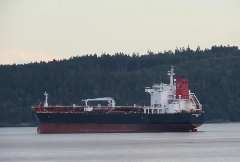 LEONORA VICTORY Tanker IMO 9283784 photo 4