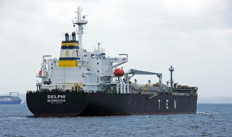 DELPHI Tanker IMO 9283796 photo 3