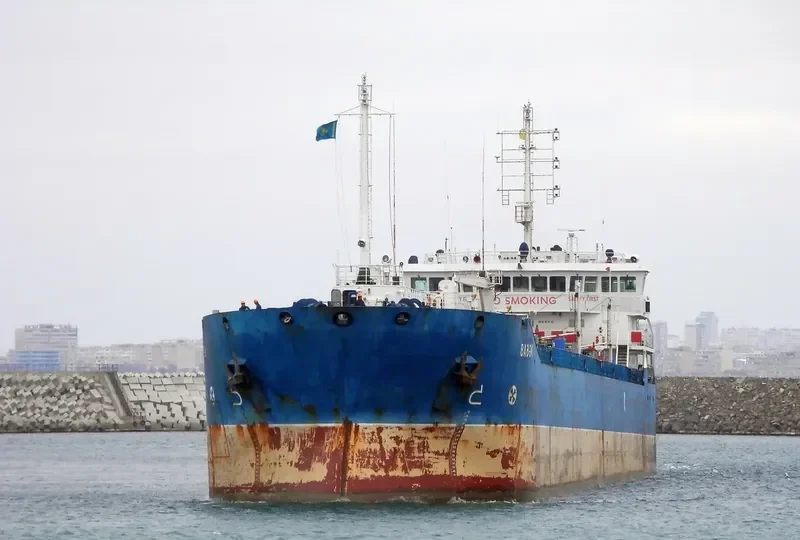 BABEK Tanker IMO 9284130 photo 3