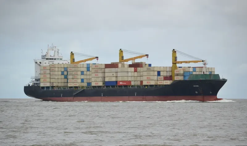 ARZIN Container Ship IMO 9284142 photo 9