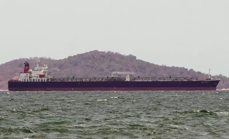 FAIR SKIES Tanker IMO 9284386 photo 5