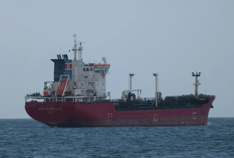 GIULIA IEVOLI Tanker IMO 9284439 photo 5