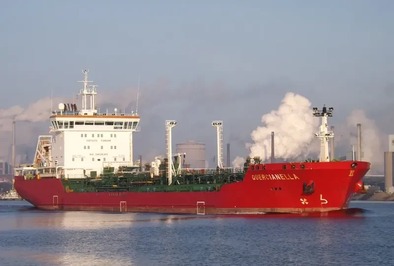 GIULIA IEVOLI Tanker IMO 9284439 photo 9