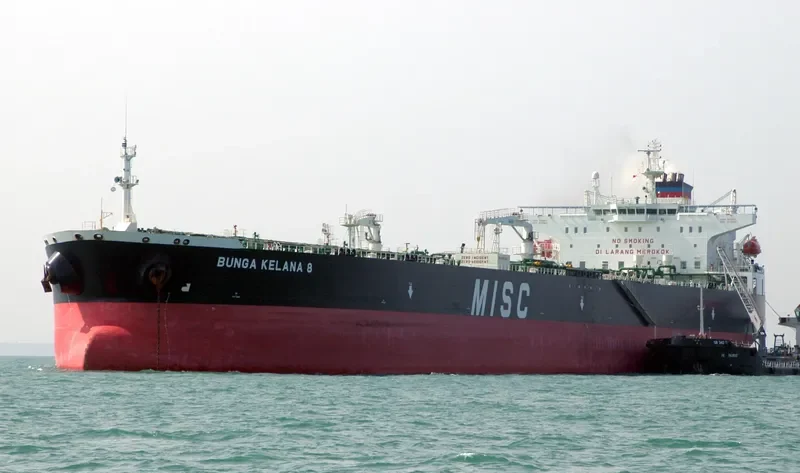 BUNGA KELANA 8 Tanker IMO 9284594 photo 2