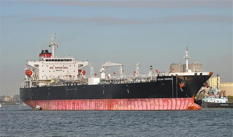 DHAN LAXMI Tanker IMO 9284788 photo 5