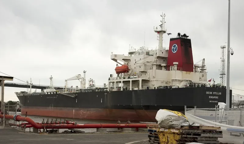 NEUTRON RAY Tanker IMO 9284805 photo 2