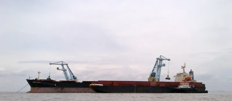 URMILA Bulk Carrier IMO 9285160 photo 4