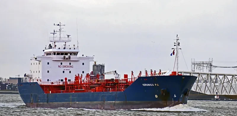 VERONICA PG Tanker IMO 9285328 photo 6