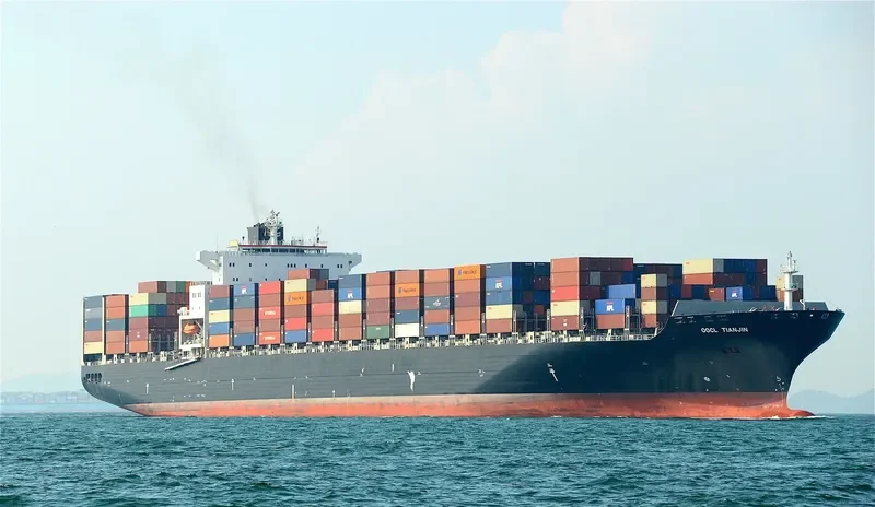 GSL TIANJIN Container Ship IMO 9285471 photo 8