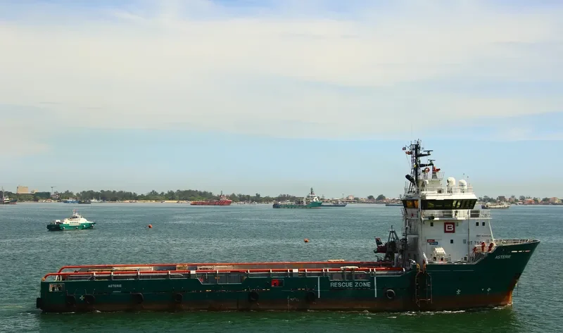 OFFSHORE ADVENTURE Offshore Vessel IMO 9285536 photo 4