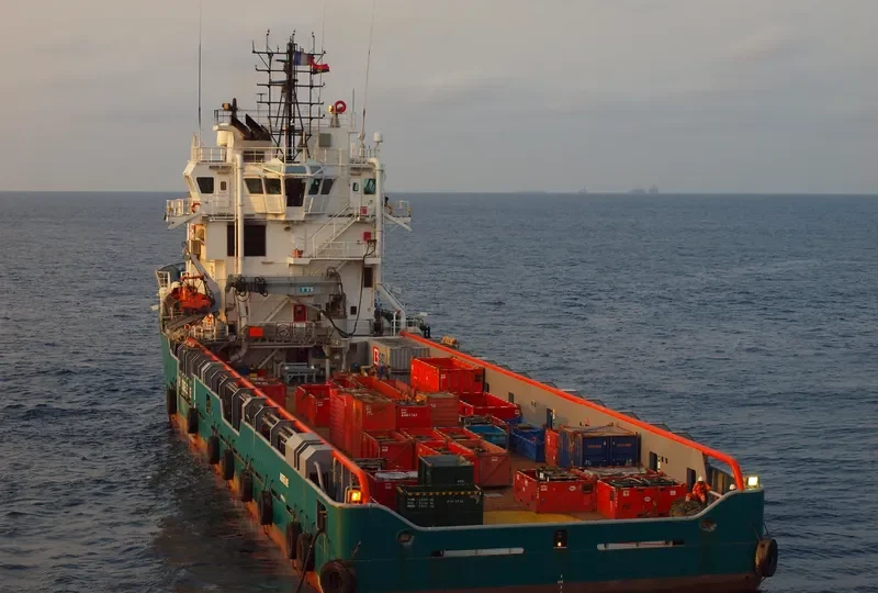 OFFSHORE ADVENTURE Offshore Vessel IMO 9285536 photo 8