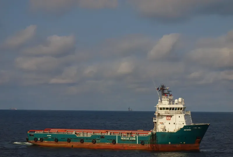 OFFSHORE ADVENTURE Offshore Vessel IMO 9285536 photo 9