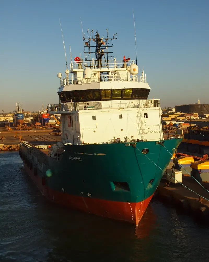 OFFSHORE ADVENTURE Offshore Vessel IMO 9285536 photo 10
