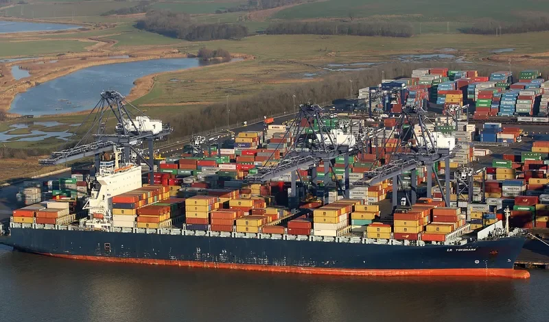 MSC YOKOHAMA Container Ship IMO 9285665 photo 8