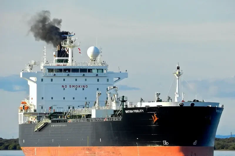 LIONESS Tanker IMO 9285744 photo 9