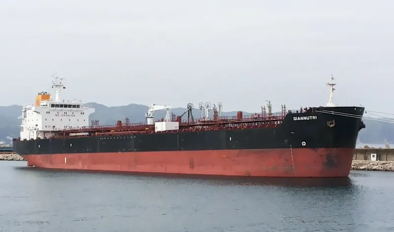 GIANNUTRI Tanker IMO 9286047 photo 10