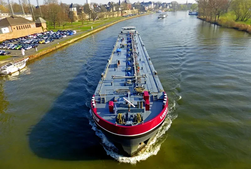 KARBOUW Tanker IMO 9286176 photo 5