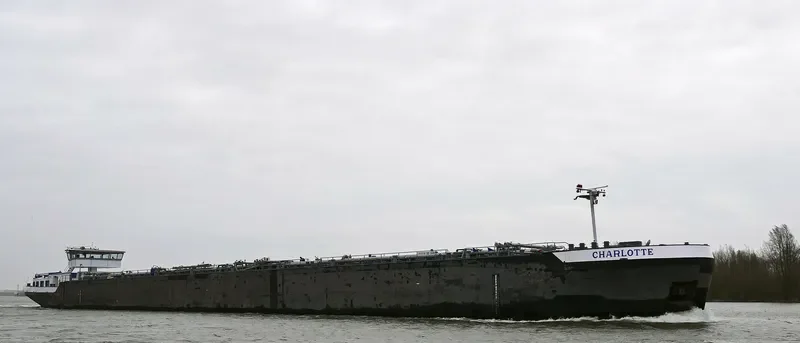 CHARLOTTE Tanker IMO 9286188 photo 2