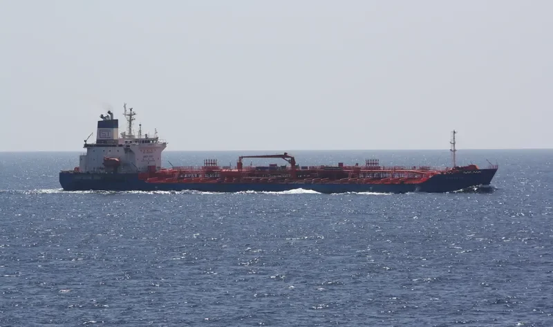 PUTUOSHAN Tanker IMO 9286542 photo 10