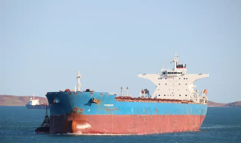 MARAN PIONEER Bulk Carrier IMO 9286803 photo 6