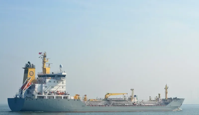EKEN Tanker IMO 9286827 photo 8