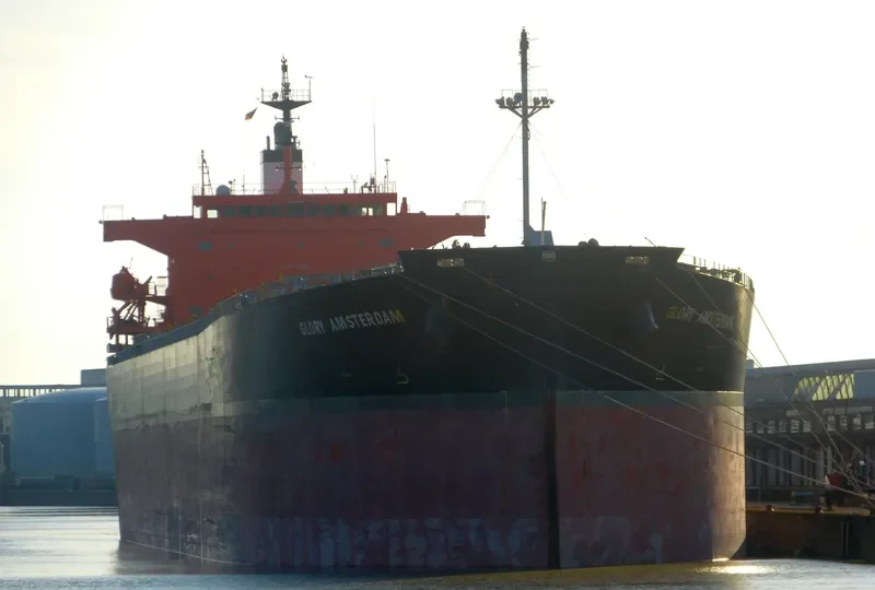 GLORY AMSTERDAM Bulk Carrier IMO 9287182 photo 4