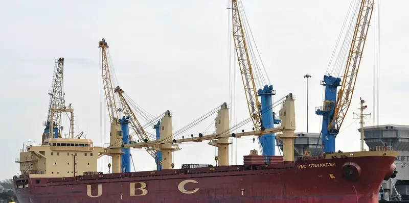 UBC STAVANGER Bulk Carrier IMO 9287340 photo 5