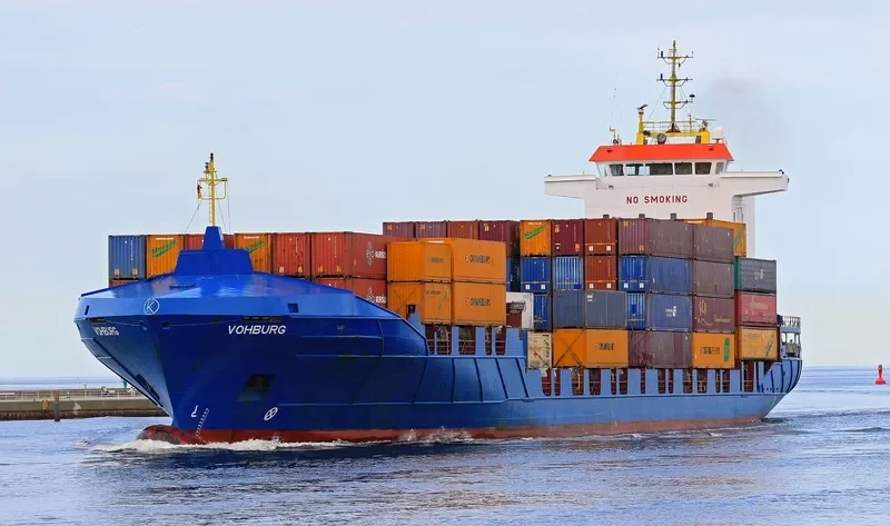 VOHBURG Container Ship IMO 9287807 photo 3
