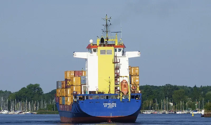 VOHBURG Container Ship IMO 9287807 photo 4
