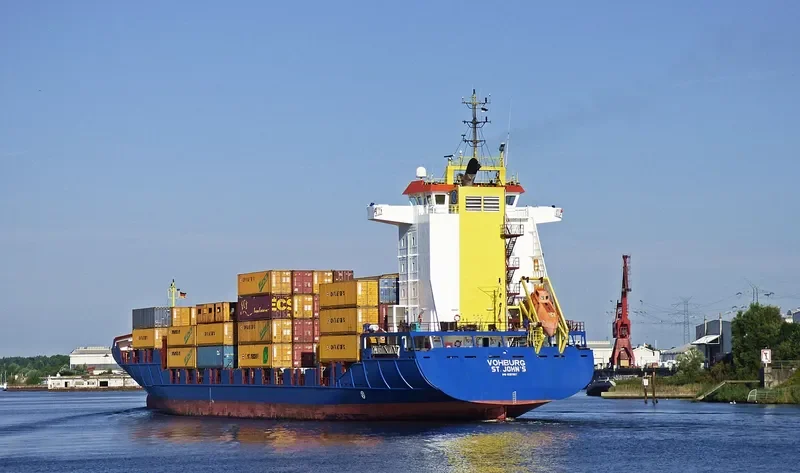 VOHBURG Container Ship IMO 9287807 photo 5