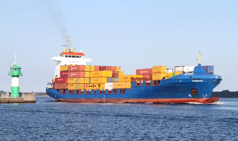 VOHBURG Container Ship IMO 9287807 photo 10