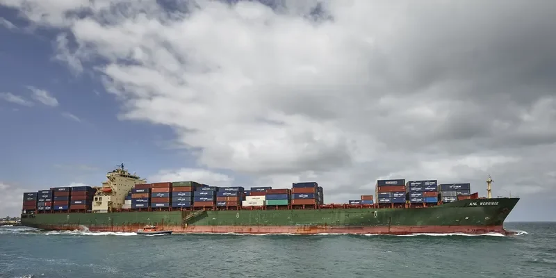 MSC VERACRUZ Container Ship IMO 9287924 photo 6