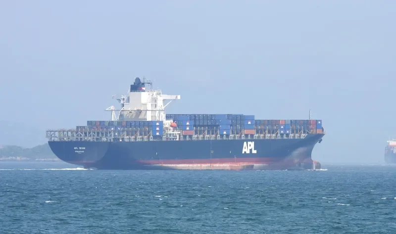 MAERSK YAMUNA Container Ship IMO 9288409 photo 3