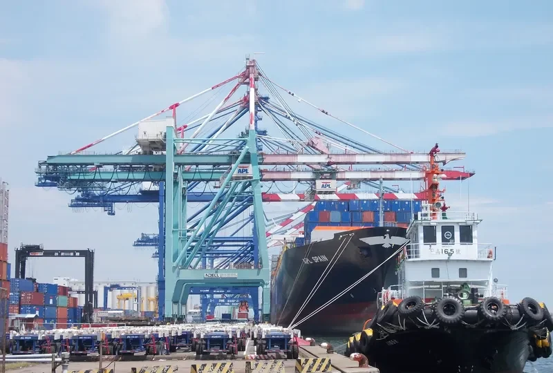 MAERSK YAMUNA Container Ship IMO 9288409 photo 9